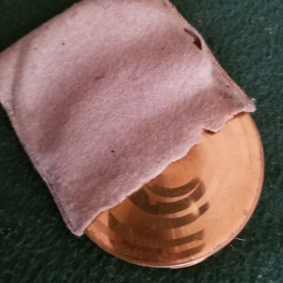 Pilcher compact - Picture 1 of 6